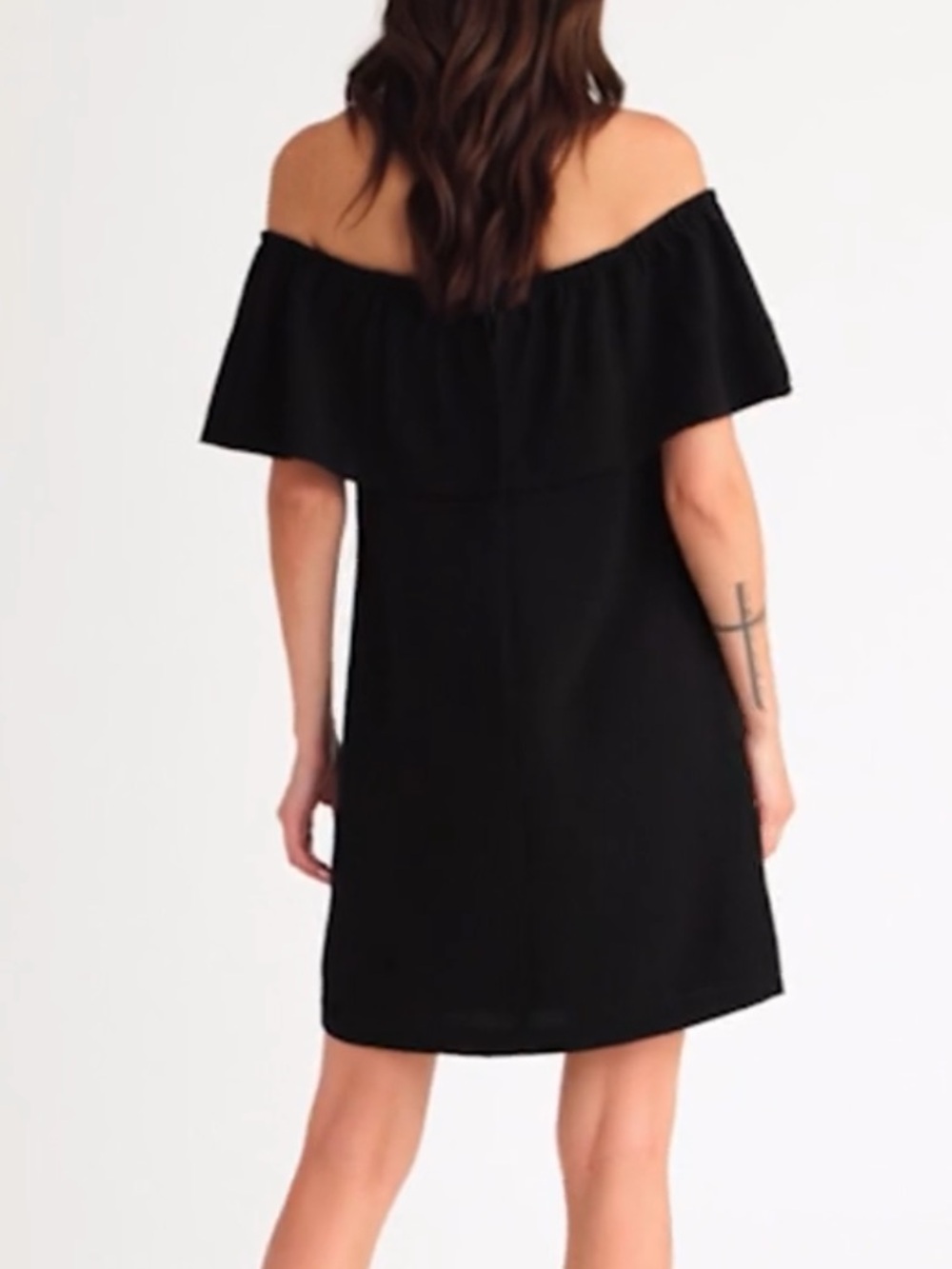 Charles Henry Off-Shoulder Black Dress - Picture 4 of 7
